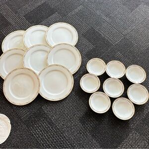 Luxurious Cream and Gold Dinnerware Set